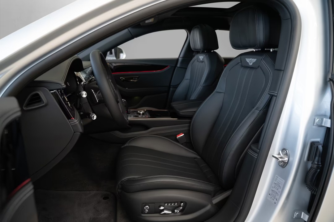 Bentley Flying Spur V8 Hybrid - foto 8