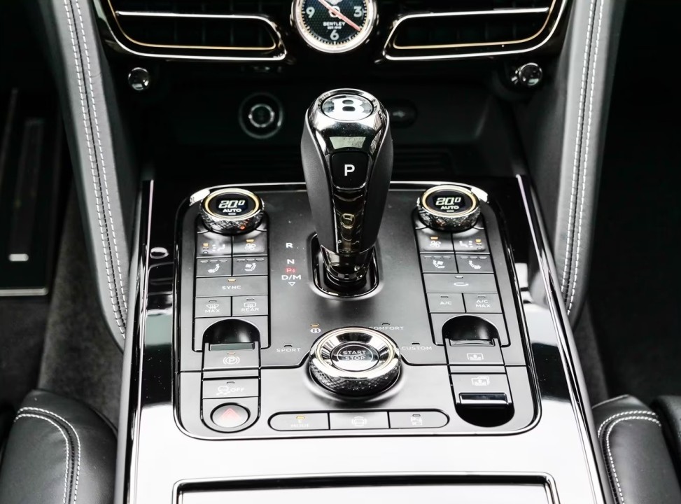 Bentley Flying Spur Speed - foto 11