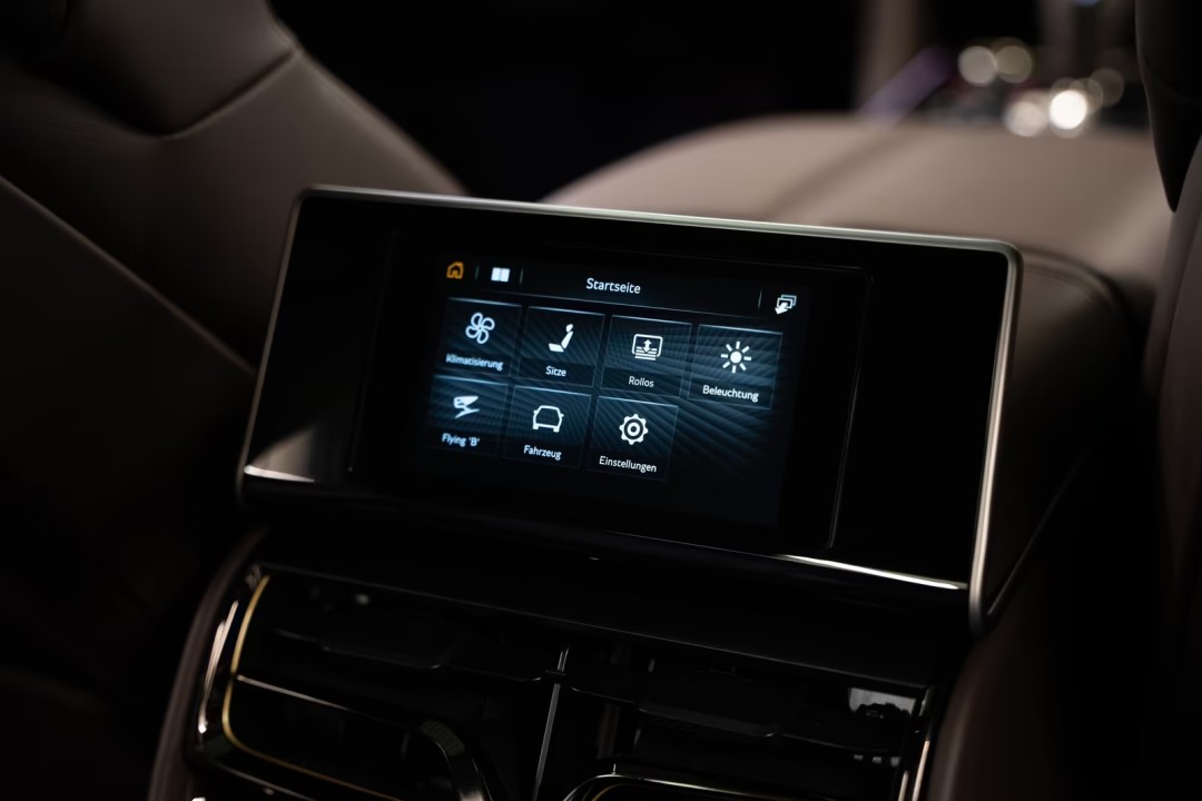 Bentley Flying Spur V8 Hybrid - foto 18