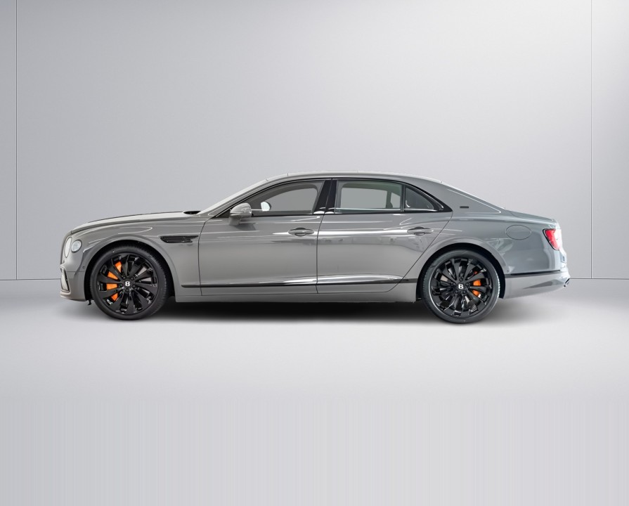 Bentley Flying Spur V8 Hybrid Black Edition (3)