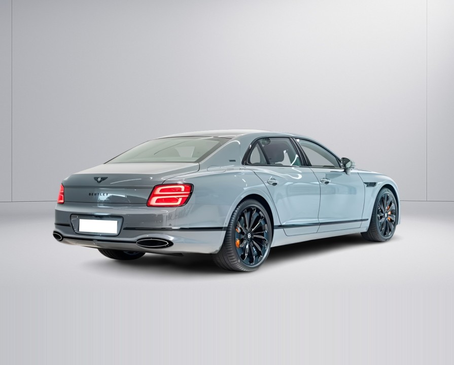 Bentley Flying Spur V8 Hybrid Black Edition (4)