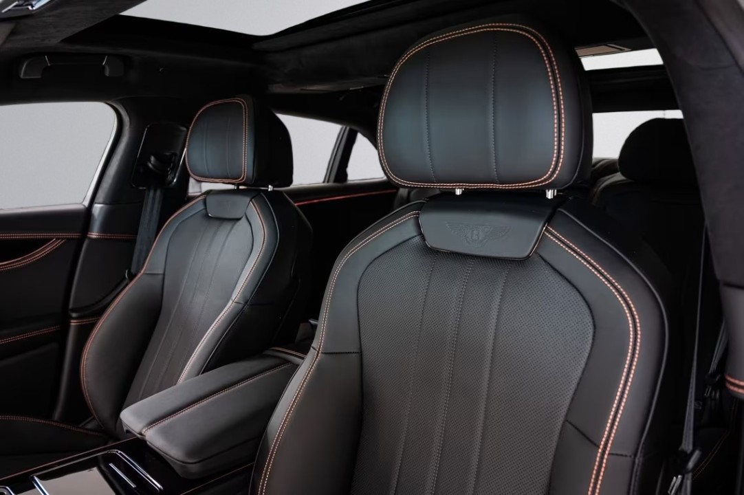 Bentley Flying Spur V8 Hybrid Black Edition - foto 22