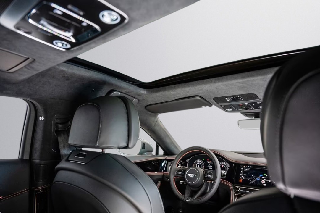 Bentley Flying Spur V8 Hybrid Black Edition - foto 13