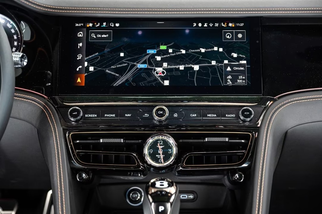 Bentley Flying Spur V8 Hybrid Black Edition - foto 17