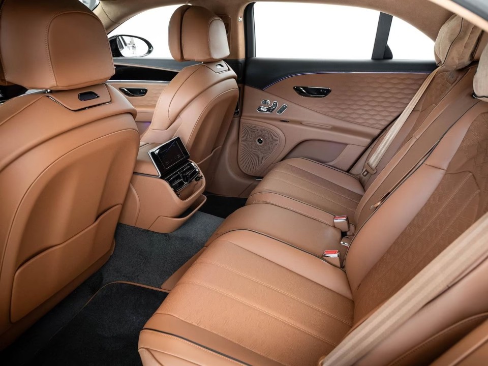 Bentley Flying Spur Speed - foto 16
