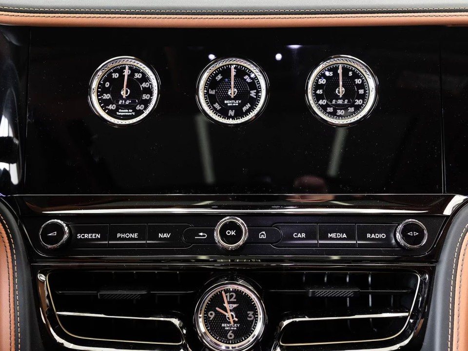 Bentley Flying Spur Speed - foto 14