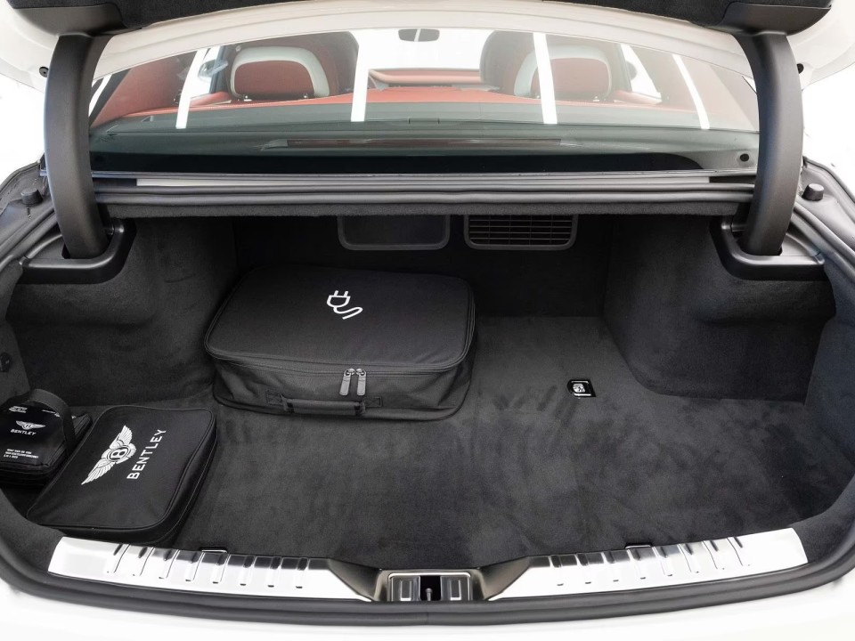 Bentley Flying Spur Speed First Edition - foto 23