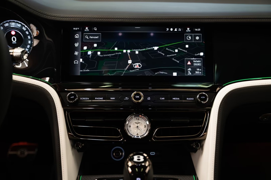 Bentley Flying Spur Mulliner - foto 15