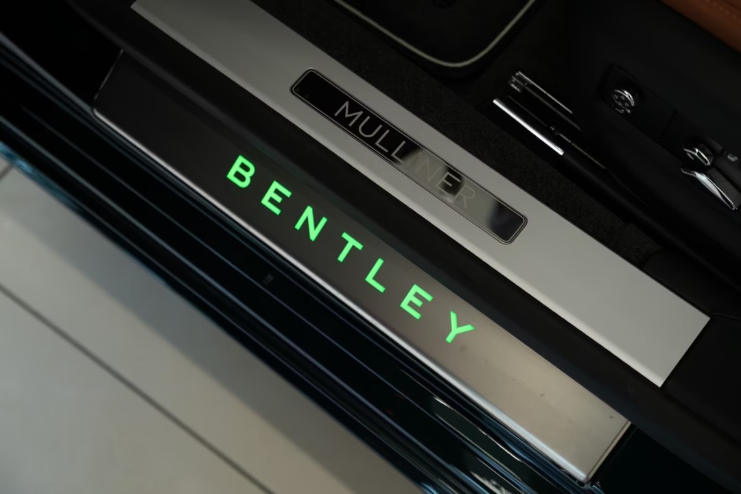 Bentley Flying Spur Mulliner - foto 25