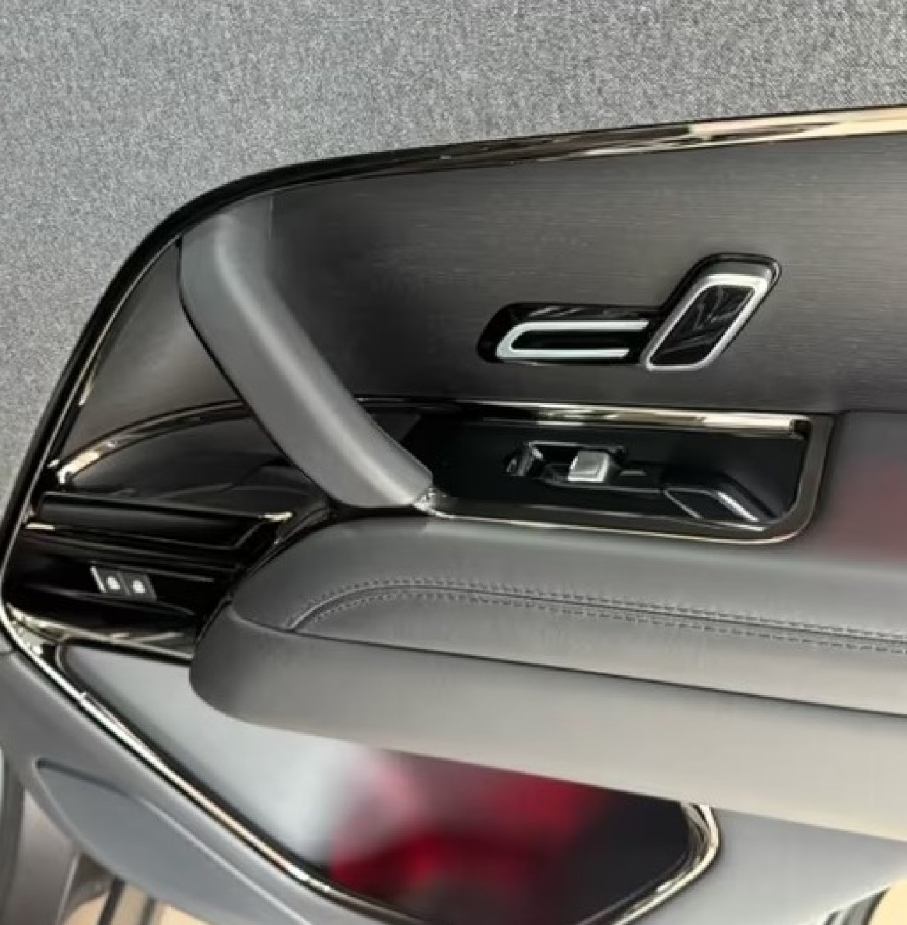 Land Rover Range Rover Sport D350 Autobiography - foto 35
