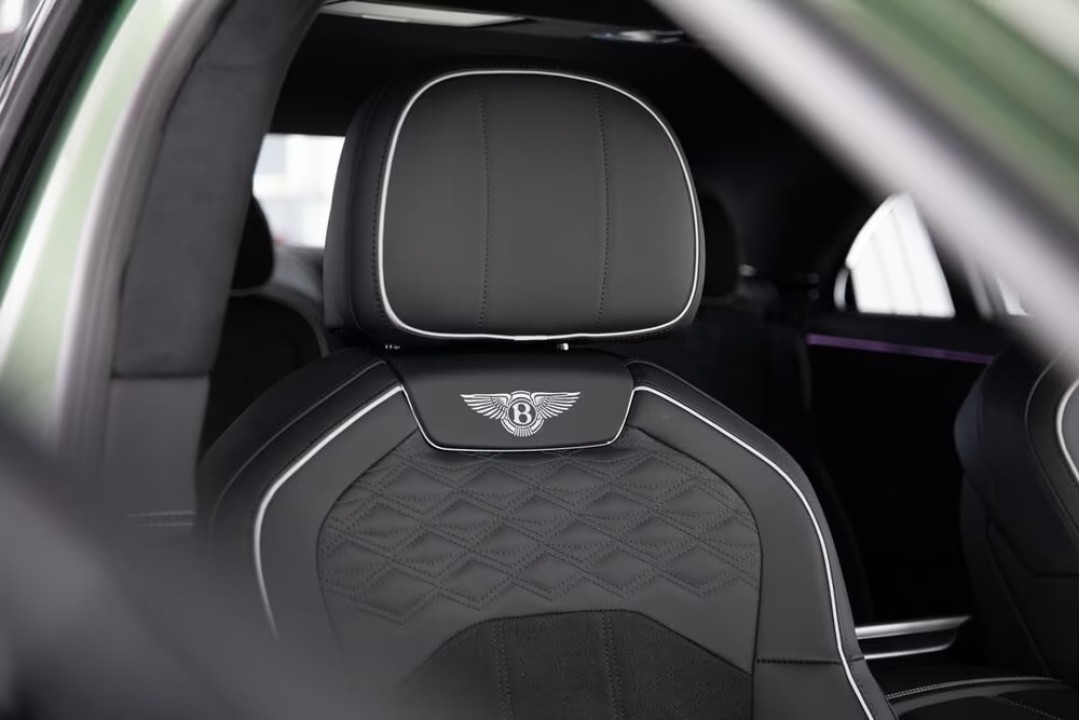 Bentley Flying Spur Speed V8 - foto 13