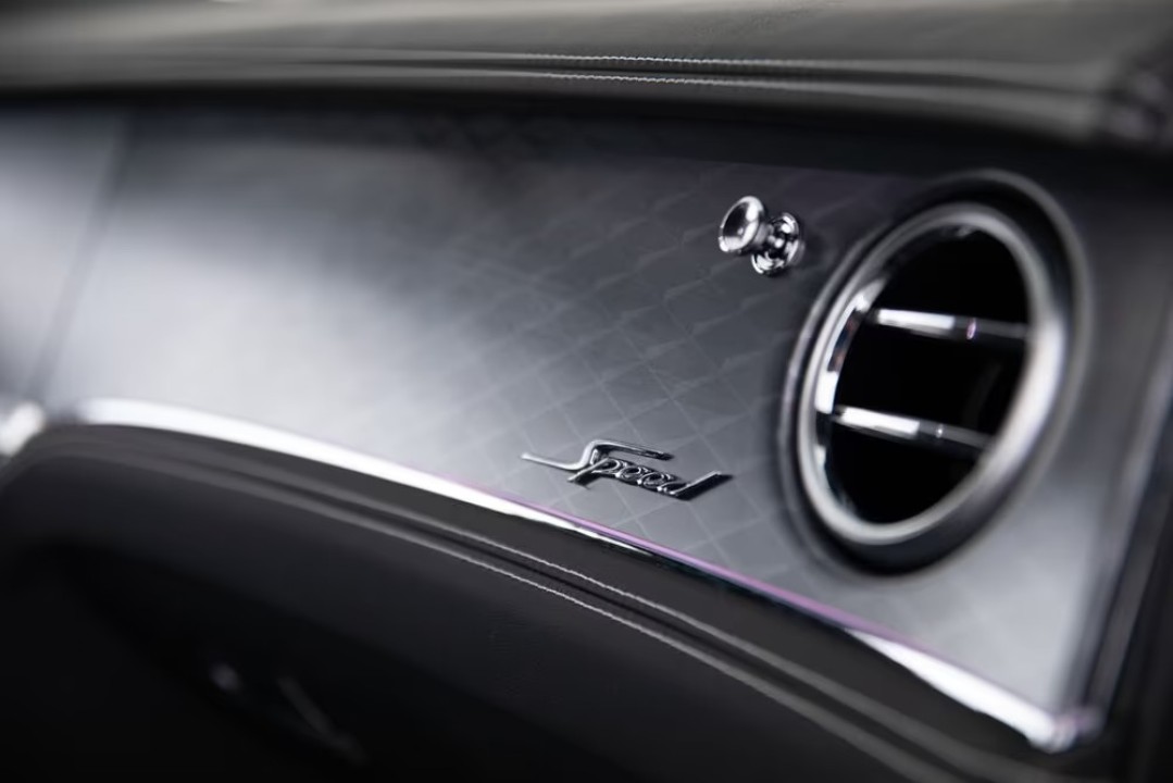 Bentley Flying Spur Speed V8 - foto 12