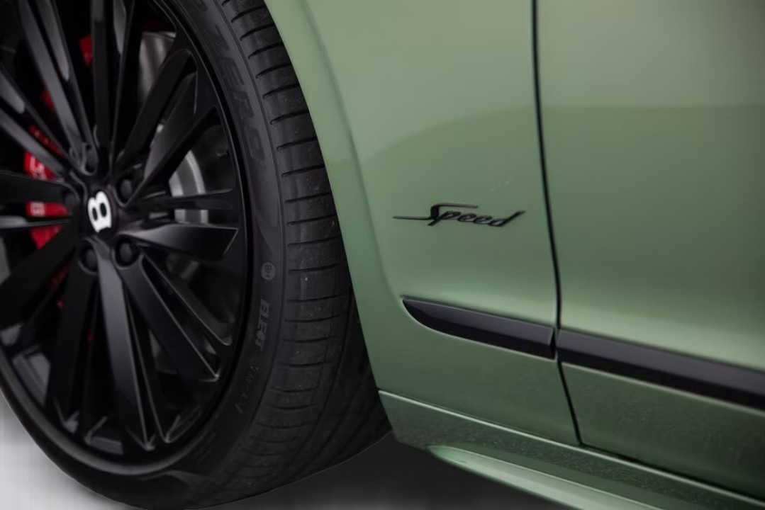 Bentley Flying Spur Speed V8 - foto 32