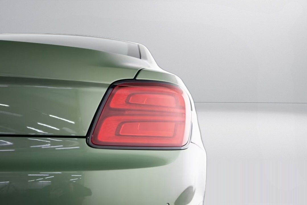Bentley Flying Spur Speed V8 - foto 28