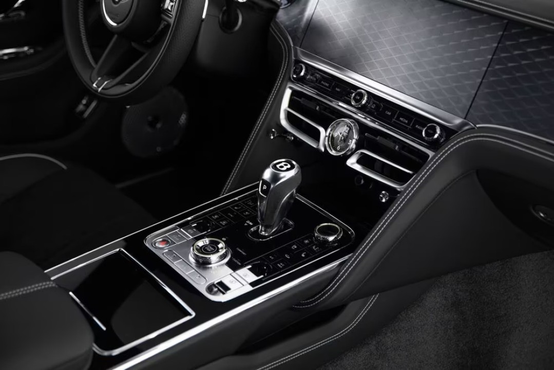 Bentley Flying Spur Speed V8 - foto 11