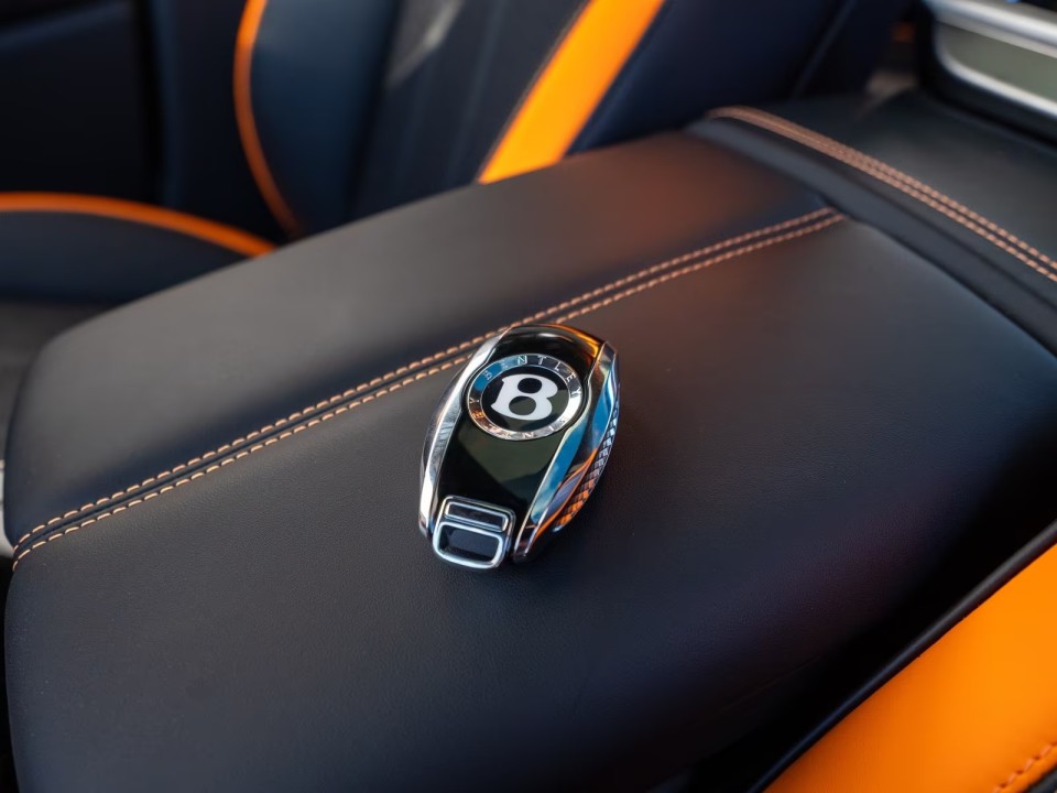 Bentley Flying Spur Speed V8 - foto 22