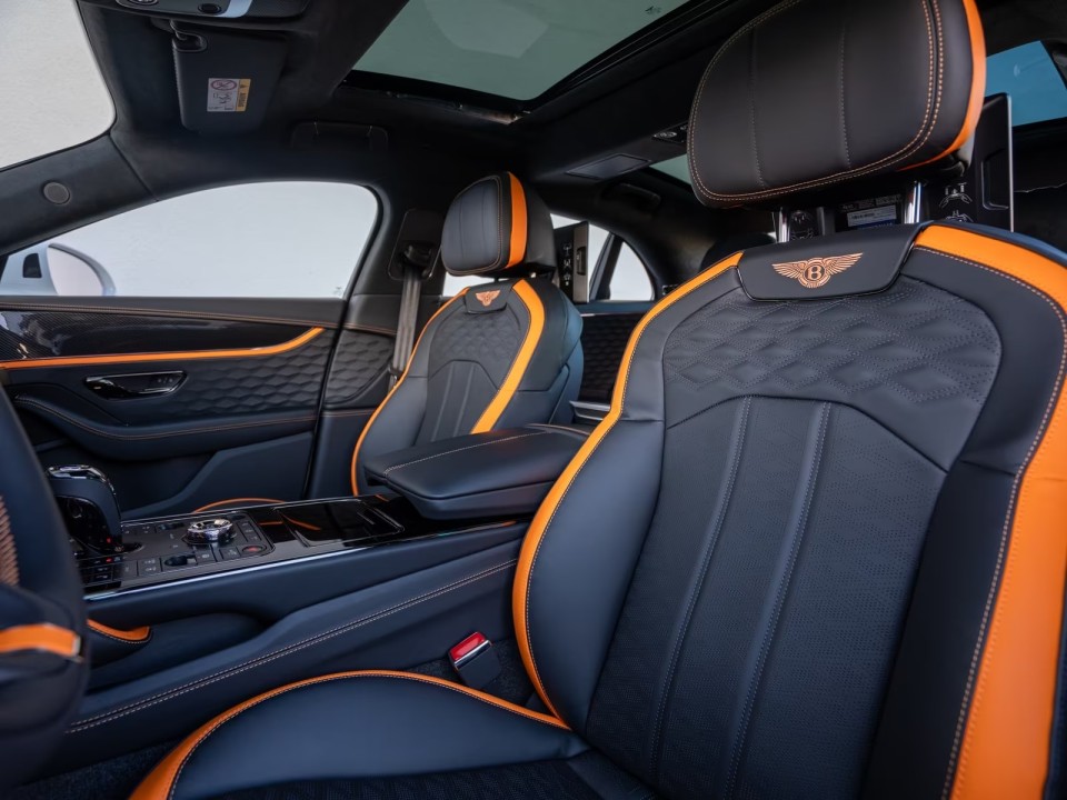 Bentley Flying Spur Speed V8 - foto 24