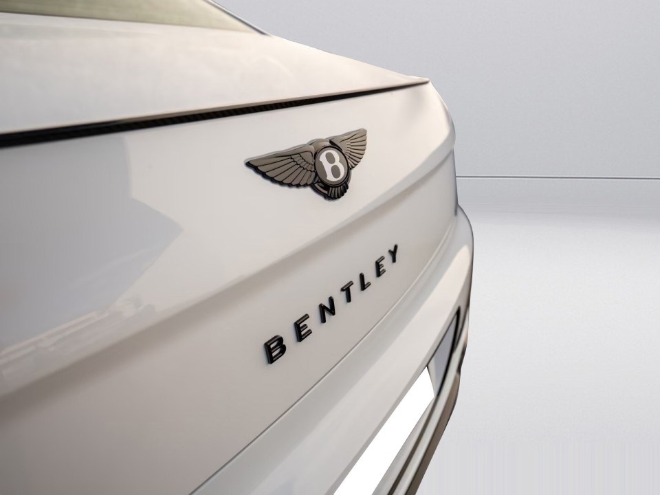 Bentley Flying Spur Speed V8 - foto 40