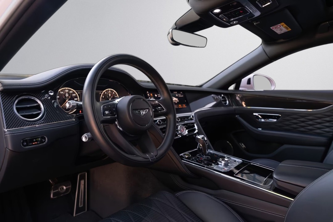 Bentley Flying Spur V8 - foto 10