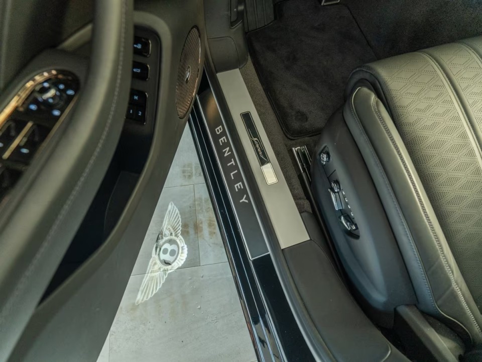 Bentley Flying Spur Speed - foto 17