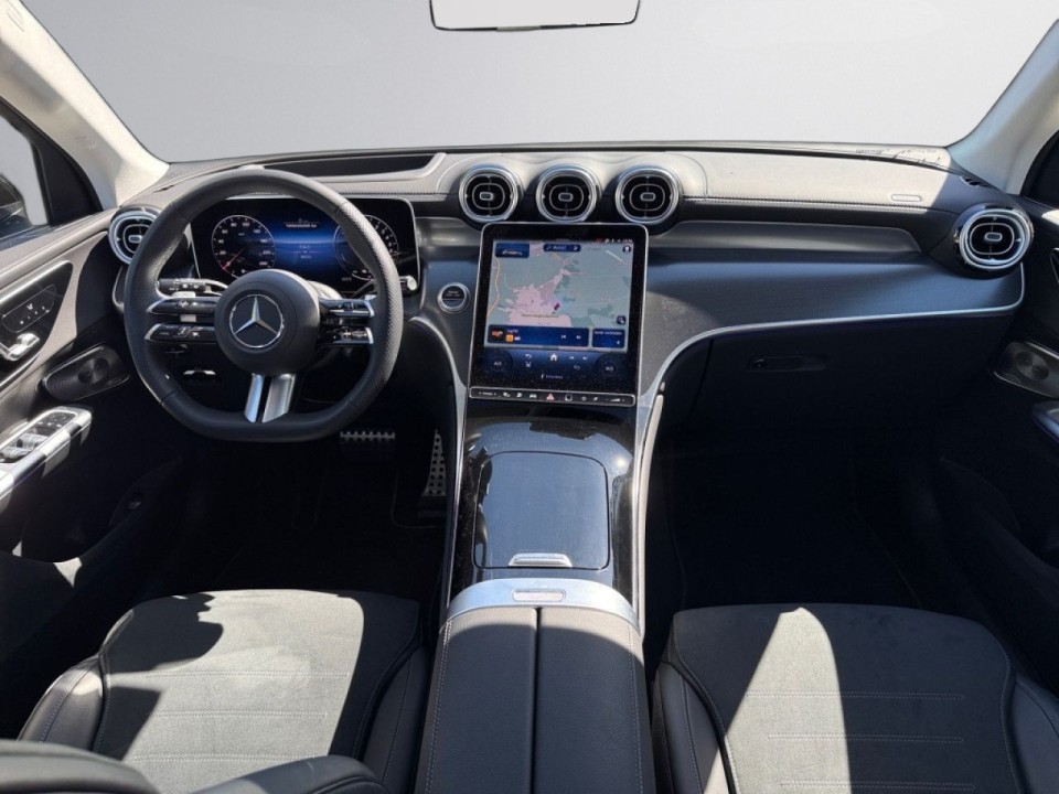 Mercedes-Benz GLC 300e 4MATIC - foto 8