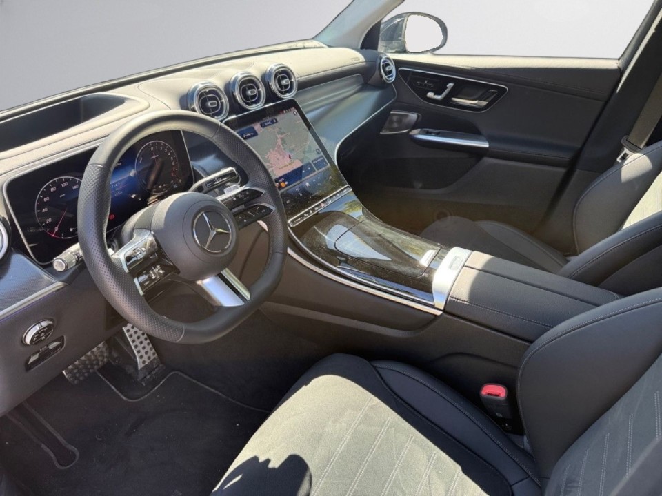 Mercedes-Benz GLC 300e 4MATIC (5)