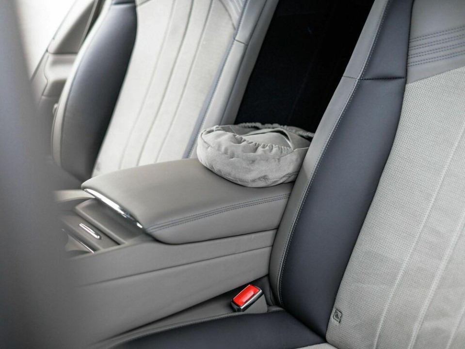 Bentley Flying Spur S V8 - foto 21