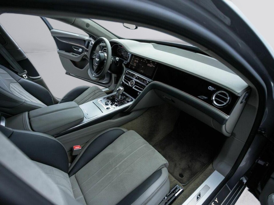 Bentley Flying Spur S V8 - foto 13