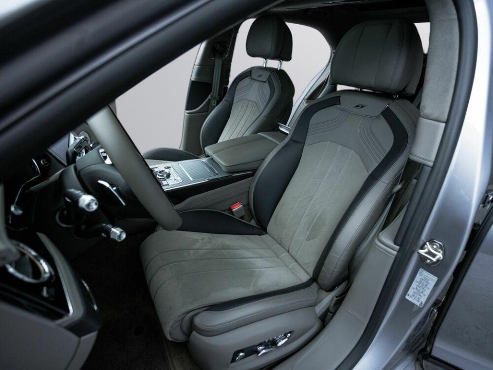 Bentley Flying Spur S V8 - foto 8