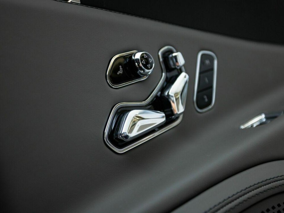 Bentley Flying Spur S V8 - foto 17