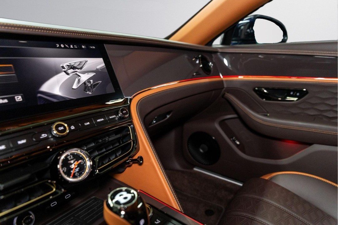 Bentley Flying Spur Speed - foto 23