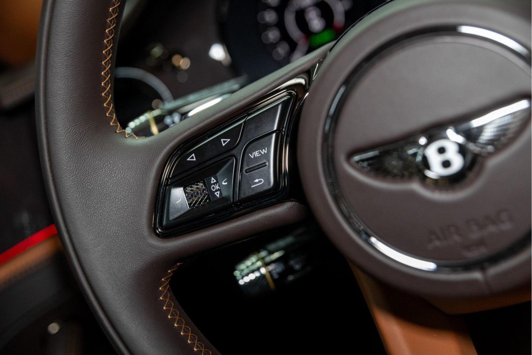 Bentley Flying Spur Speed - foto 17