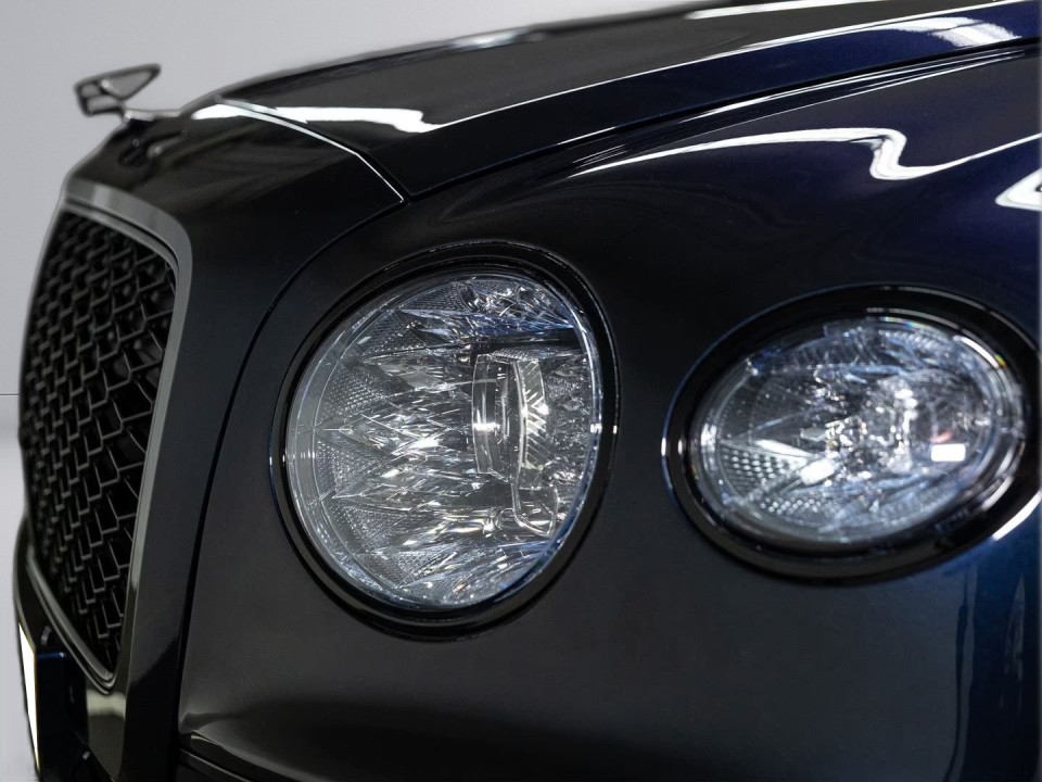 Bentley Flying Spur Speed - foto 26