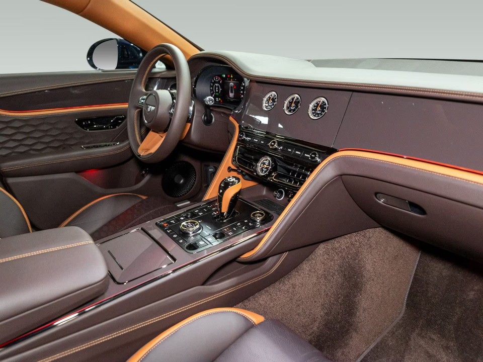 Bentley Flying Spur Speed - foto 12