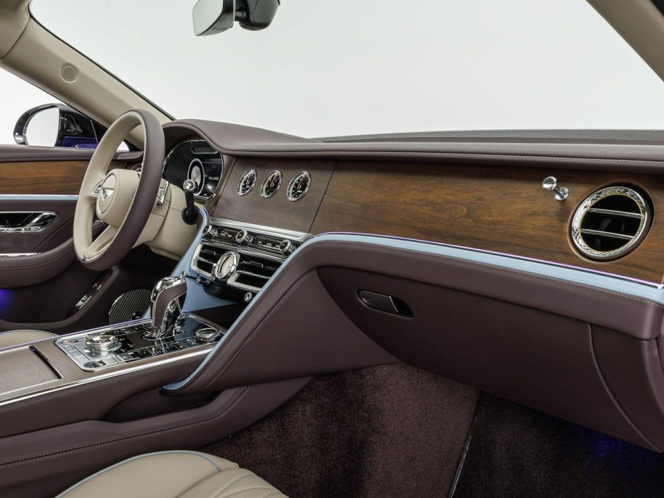 Bentley Flying Spur W12 Mulliner - foto 14