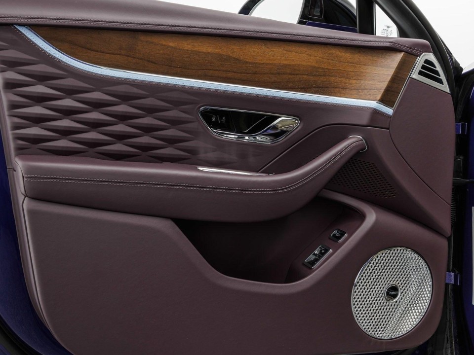 Bentley Flying Spur W12 Mulliner - foto 26