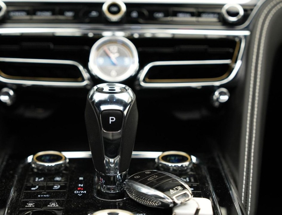 Bentley Flying Spur W12 Speed - foto 17