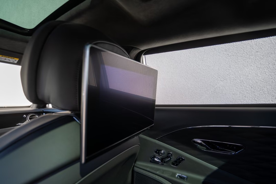 Bentley Flying Spur Azure V8 - foto 21