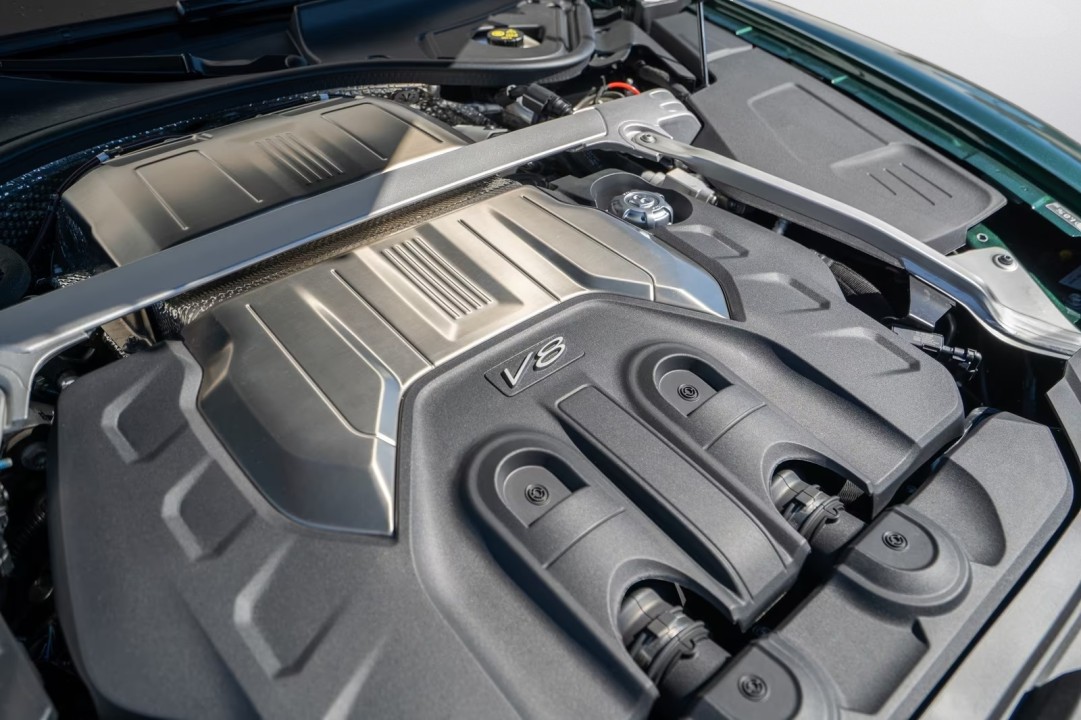 Bentley Flying Spur Azure V8 - foto 27