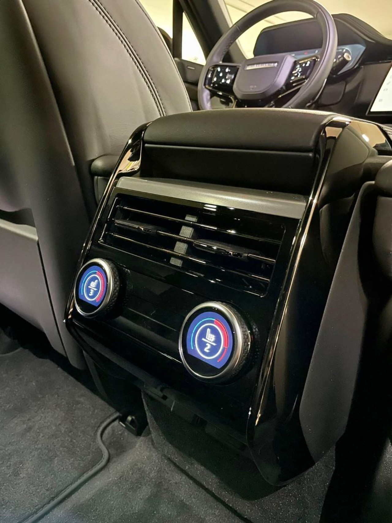 Land Rover Range Rover Sport D300 Dynamic SE - foto 17