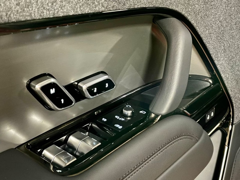 Land Rover Range Rover Sport D300 Dynamic SE - foto 25