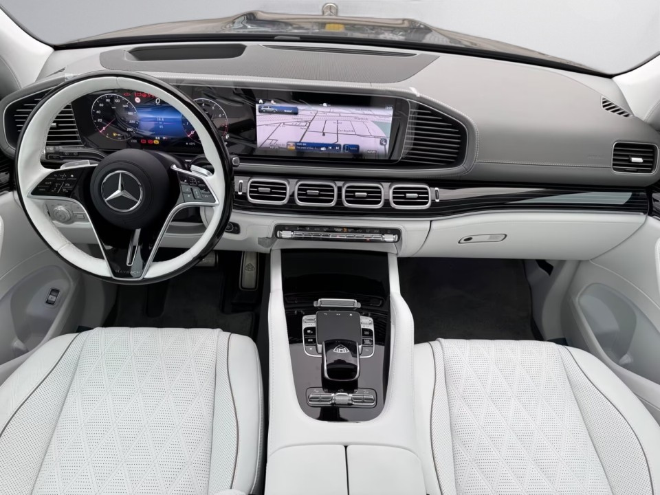 Mercedes-Benz GLS Maybach 600 - foto 8