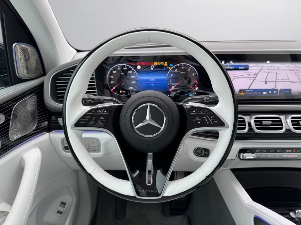 Mercedes-Benz GLS Maybach 600 - foto 7