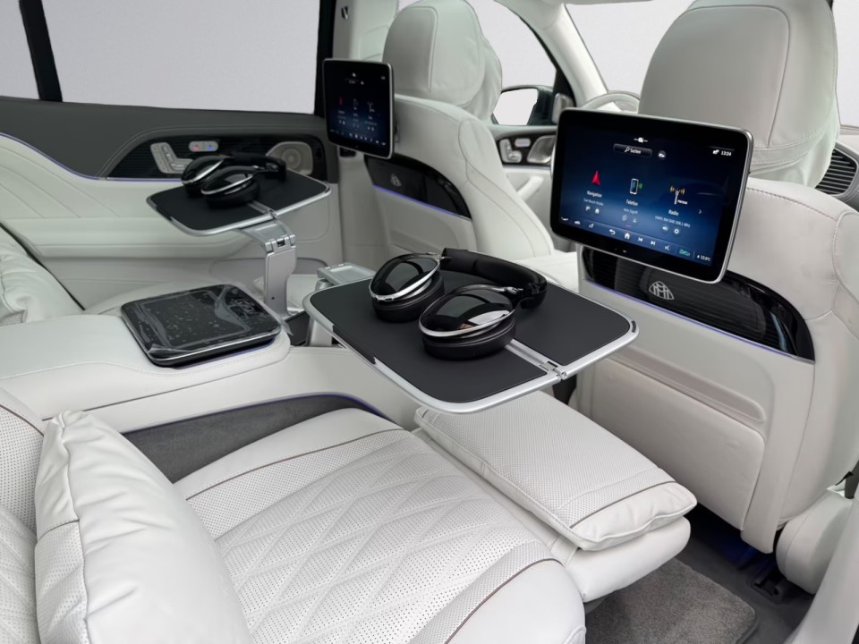 Mercedes-Benz GLS Maybach 600 - foto 24