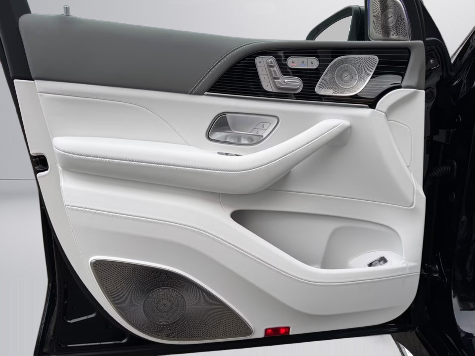 Mercedes-Benz GLS Maybach 600 - foto 30