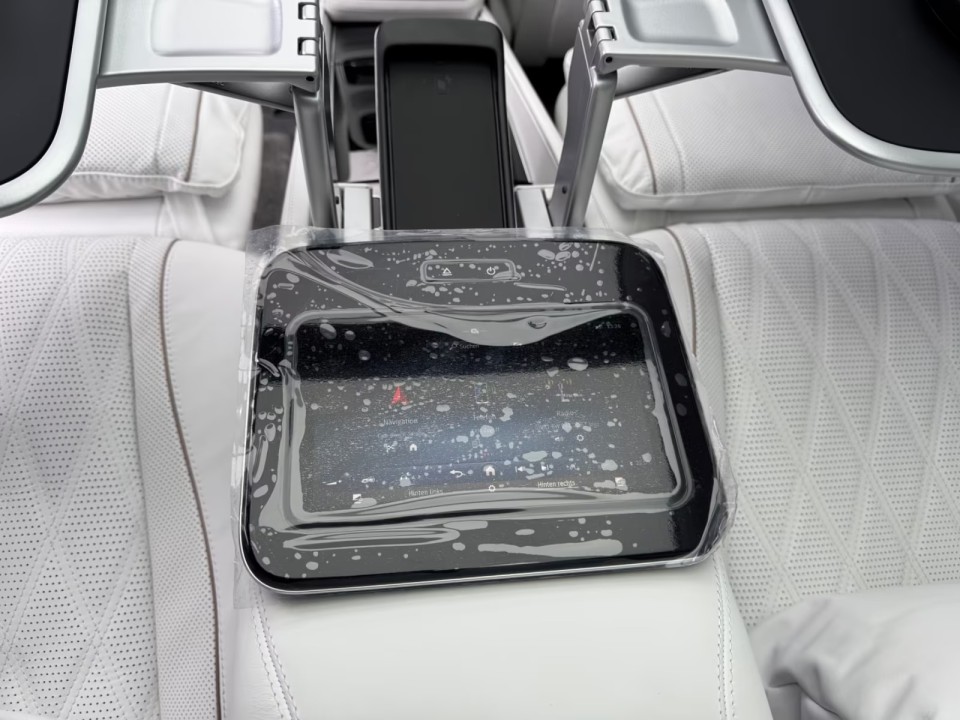 Mercedes-Benz GLS Maybach 600 - foto 19