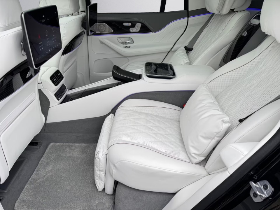 Mercedes-Benz GLS Maybach 600 - foto 27