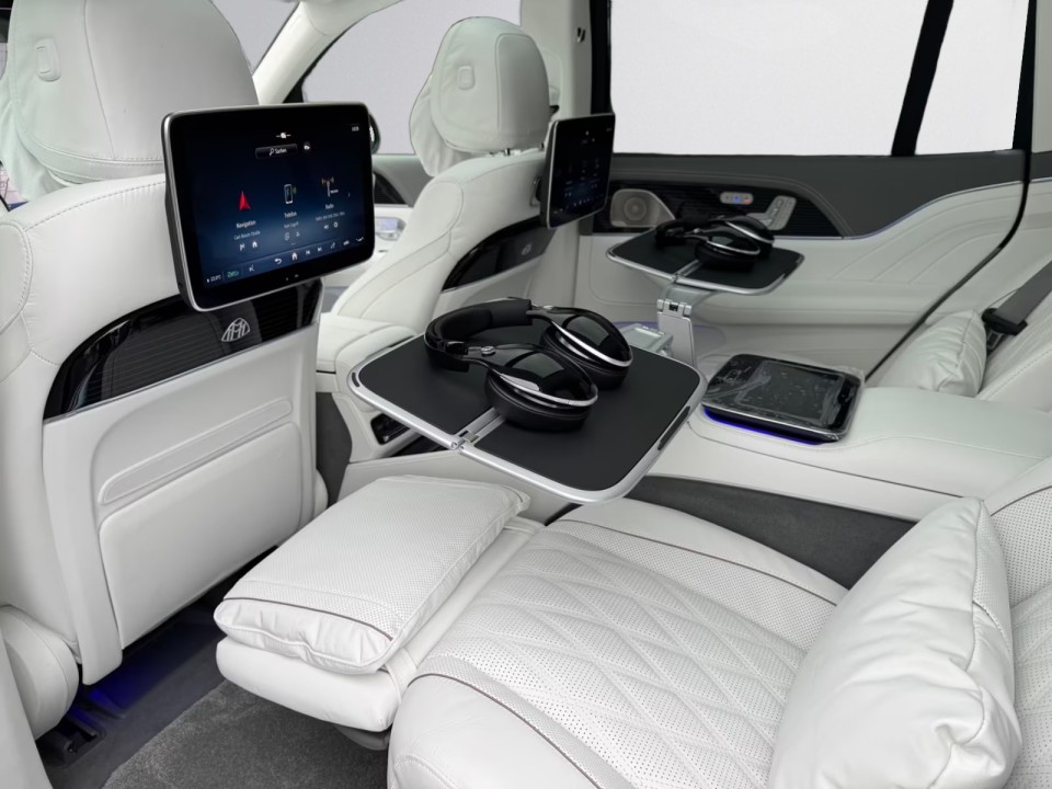 Mercedes-Benz GLS Maybach 600 - foto 25