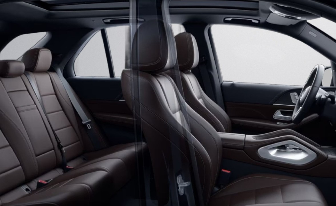 Mercedes-Benz GLE 400d 4MATIC AMG - foto 16