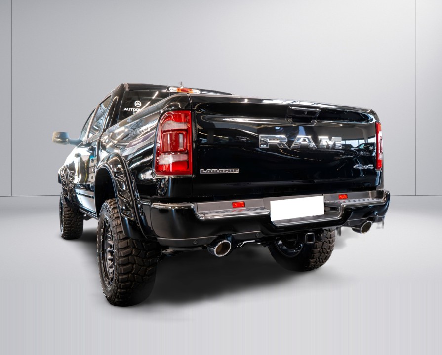 Dodge RAM 1500 Laramie Sport (5)
